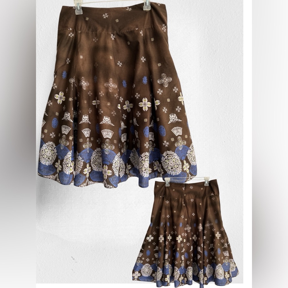Women’s patterned gore skirt